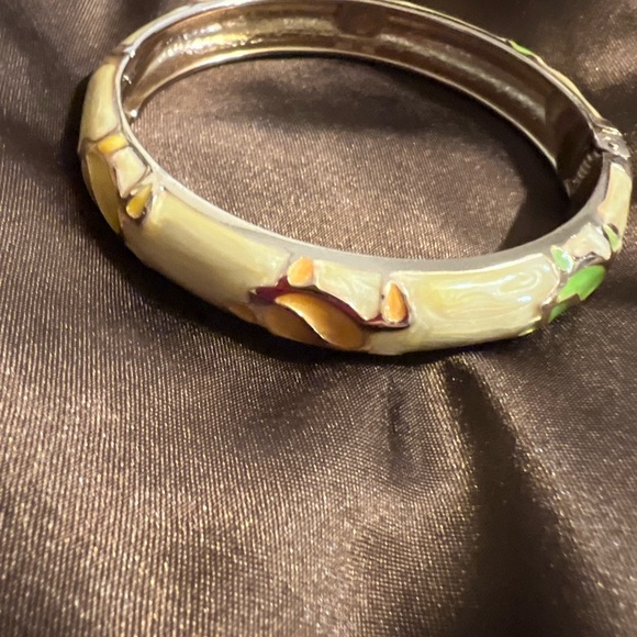 Enamel bracelet with turtles. - Picture 4 of 8